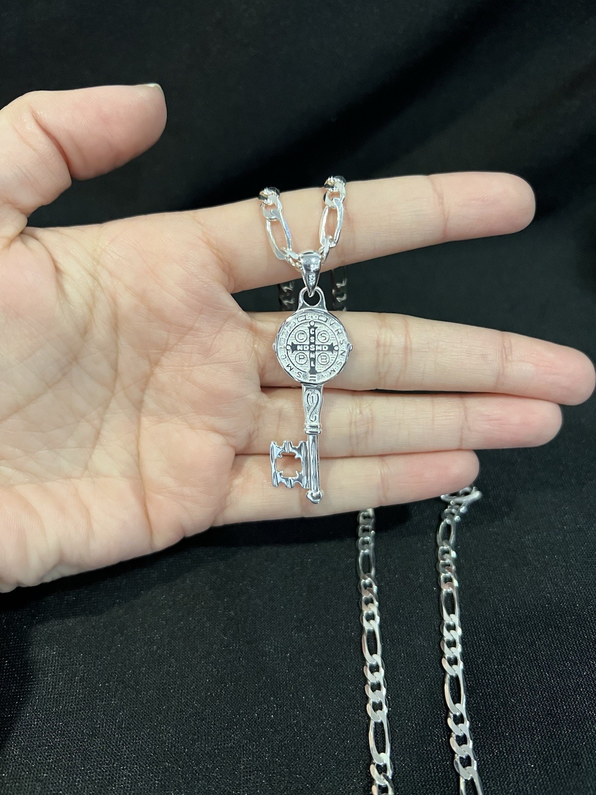 925 Sterling Silver Men St Benedict Key San Benito Llave & Figaro Chain 22 26 30