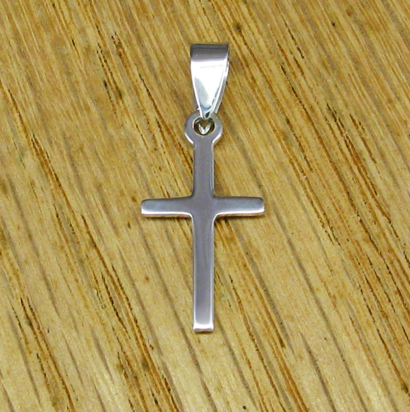 Small 925 Sterling Silver Cross Pendant – NEW!