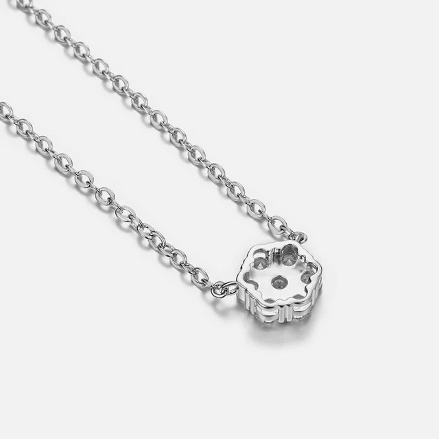 1.22Ct Round Cut Lab Created Diamond Flower Pendant 14k White Gold Plated 18′