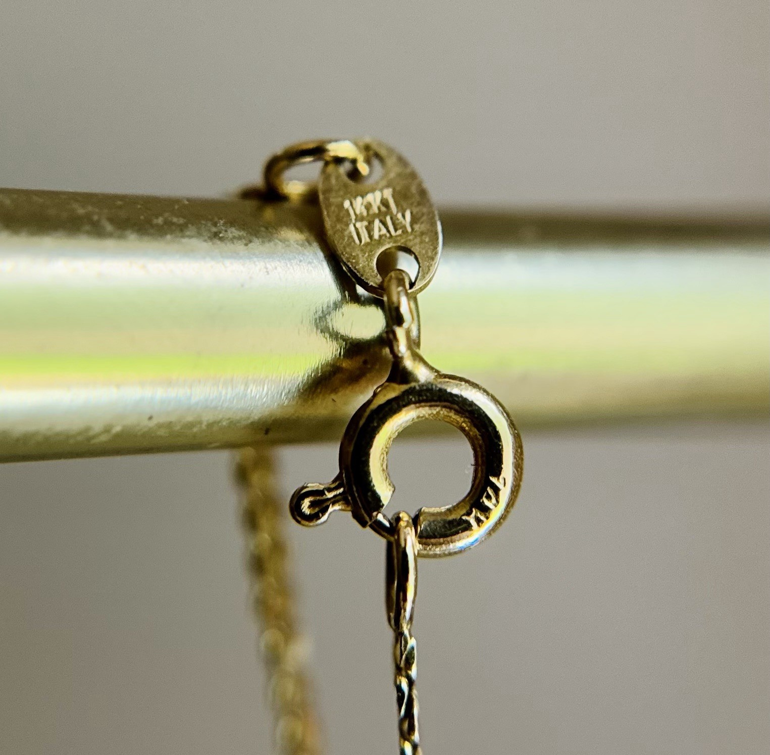 Vintage 14K 585 Yellow Gold 17 In. 1.5mm Serpentine Chain Necklace Unisex 3.4g