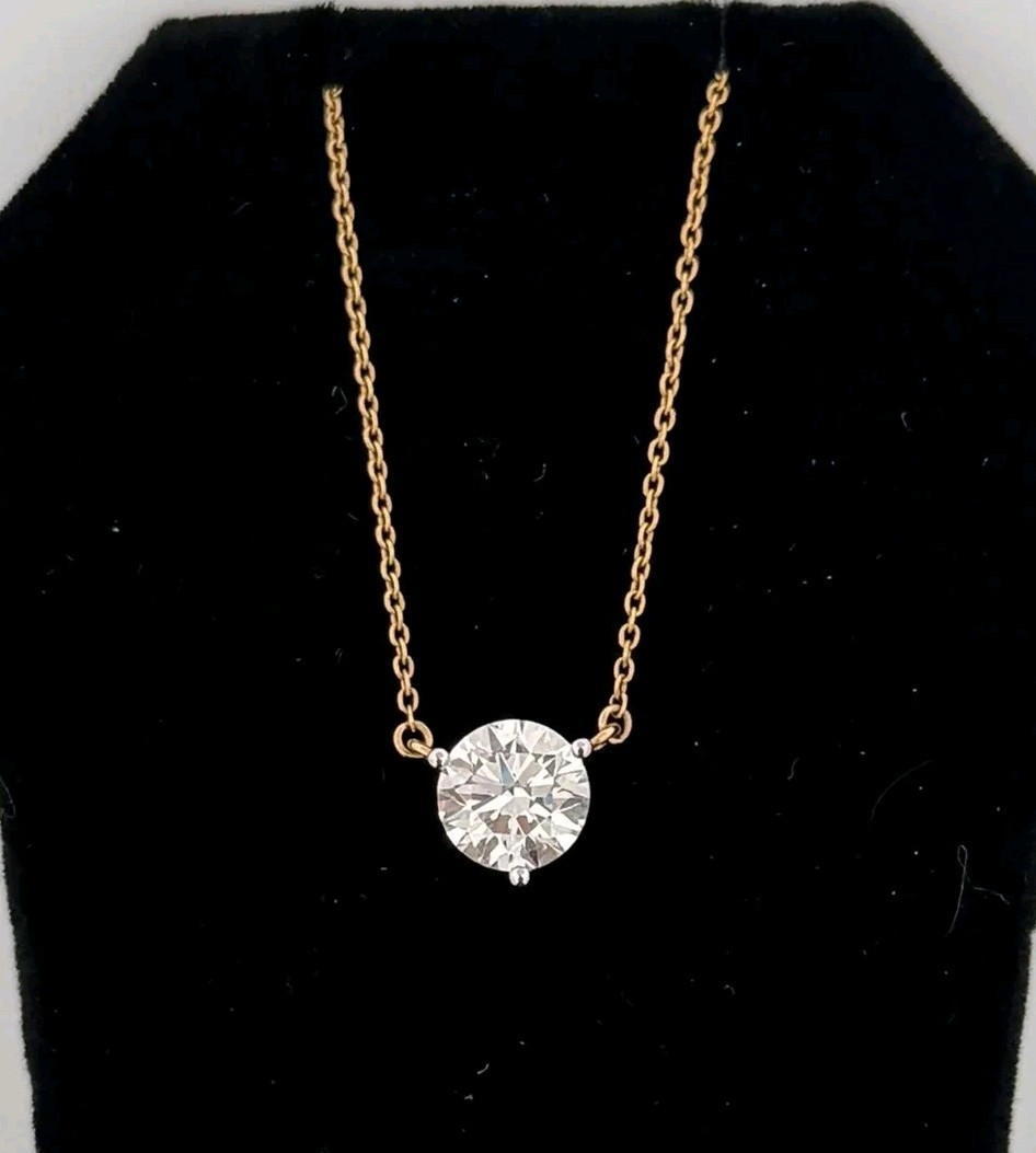 9 Ct Certified Treated Gorgeous Triple Layered White Diamonds Pendant.925 Silver