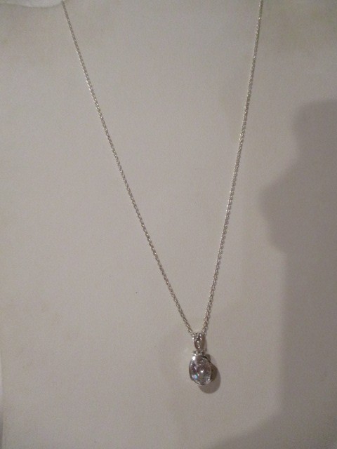 UNBRANDED 925 Sterling Silver 17″ Italy Chain & 1/2″ 925 SS Charm w/Faux Stone