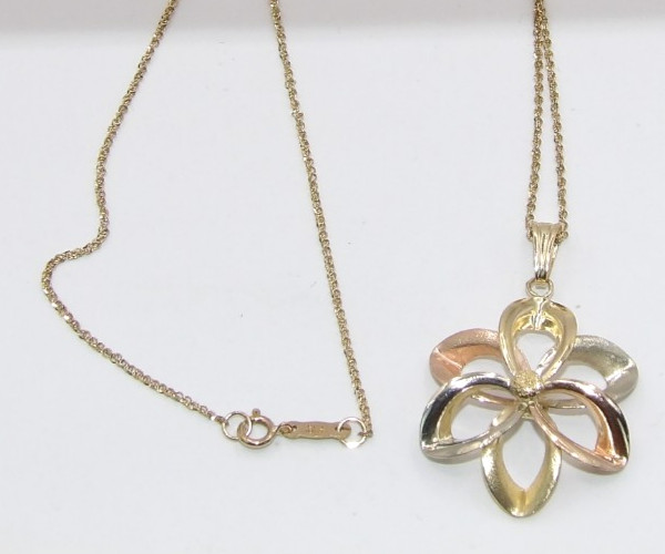 10k GCJ Yellow & Rose & White Gold Tri-Color Flower Pendant 18″ Necklace Italy