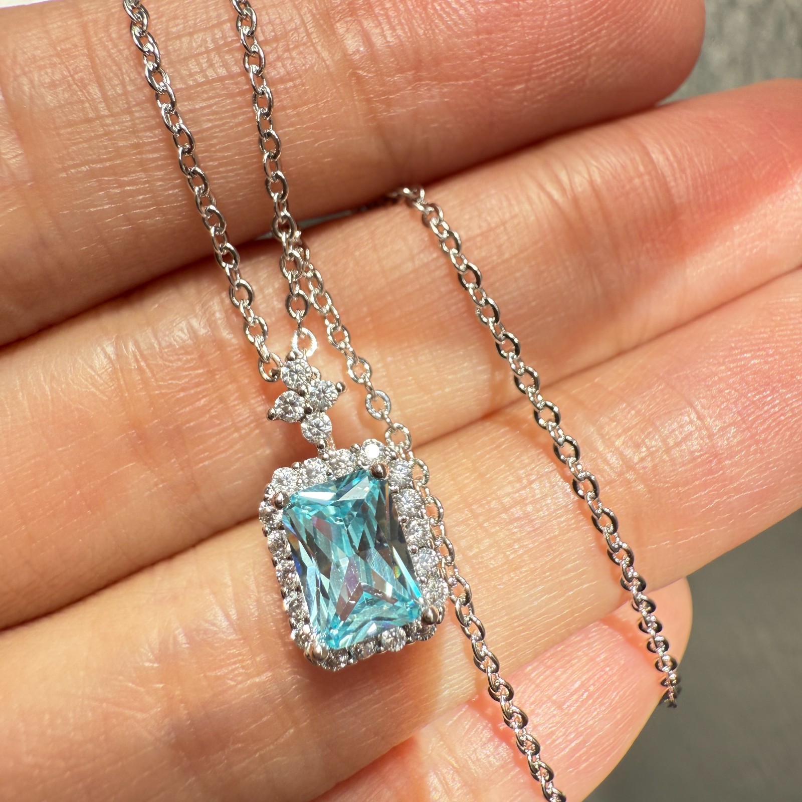 925 Sterling Silver Necklace 7x5mm Natural Aquamarine Birthstone Flower Chain