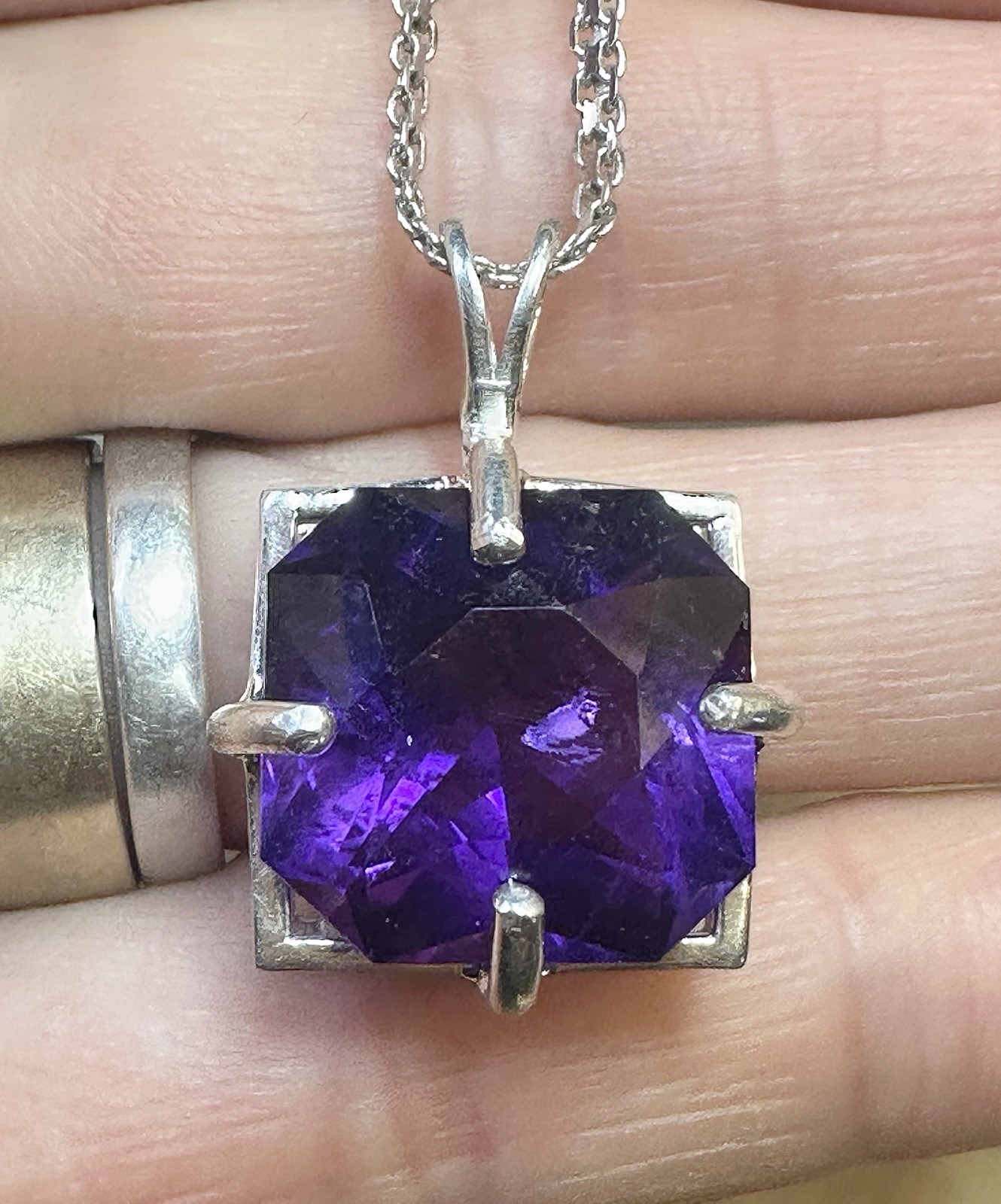 Natural Fancy Cut Zambian Amethyst 14.30 Ct 925 Sterling Silver Necklace 20 In