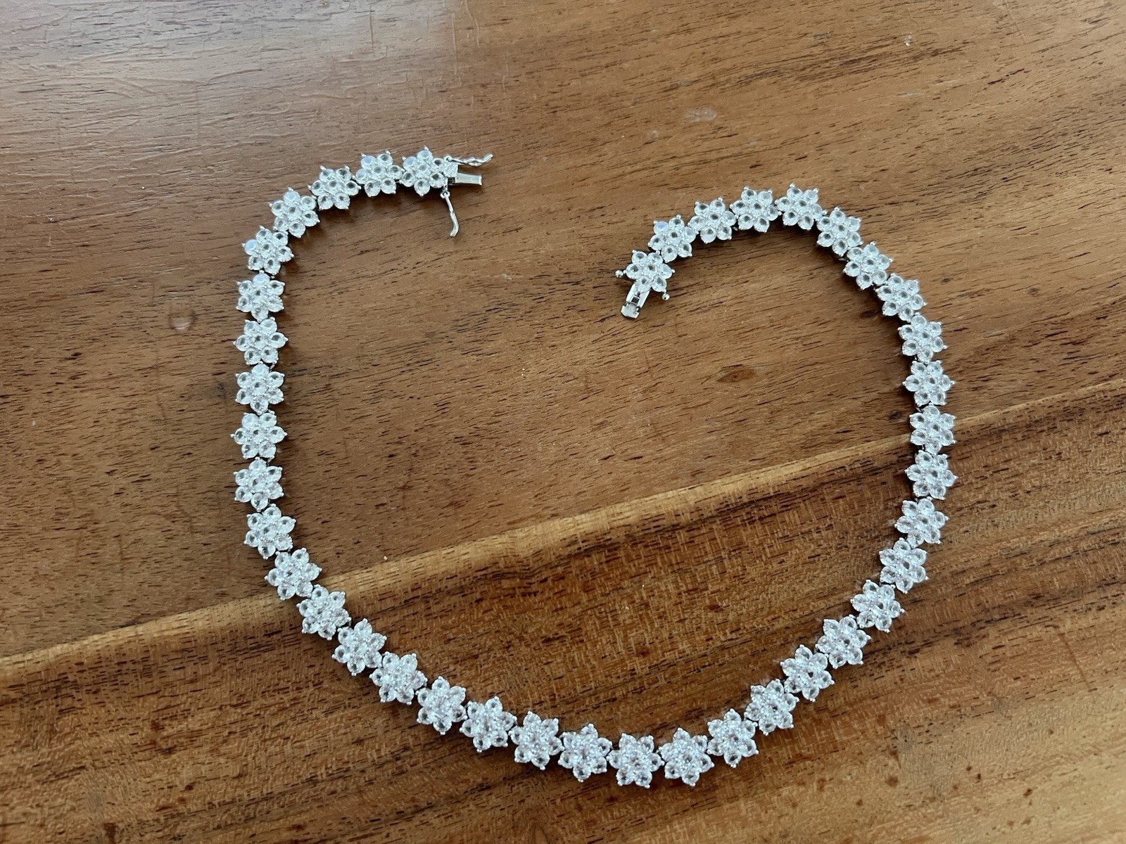 Dorsey Marguerite – Original Size Lab-Grown White sapphire Collar Necklace 16 In