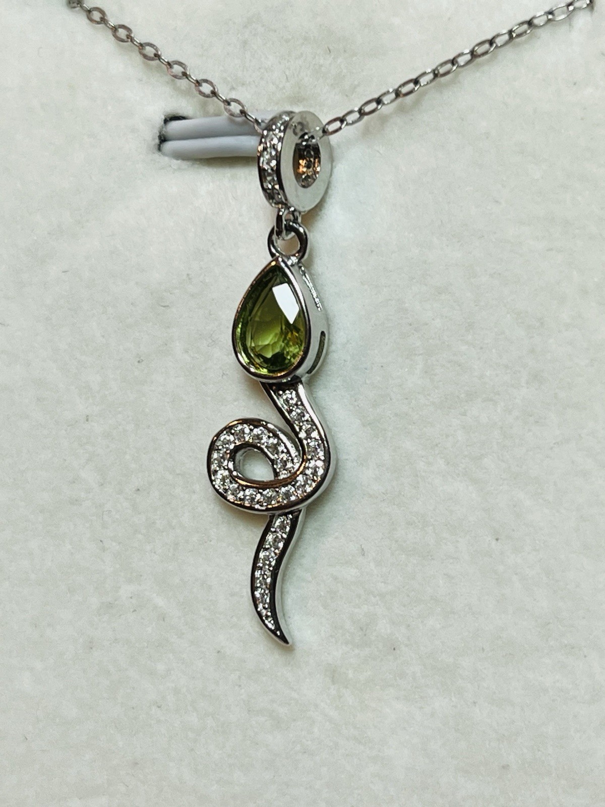 925 Sterling Silver Natural Bamboo Green Peridot Snake Pendant Necklace