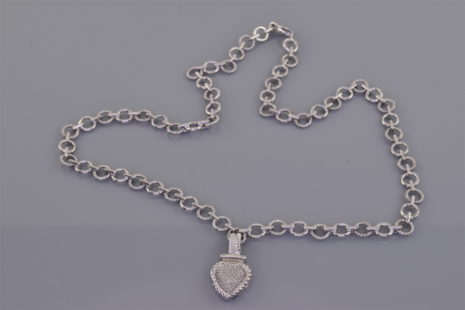 Heng Ngai Sterling Silver Diamond Accented Heart Cable Chain 925 Necklace 17″