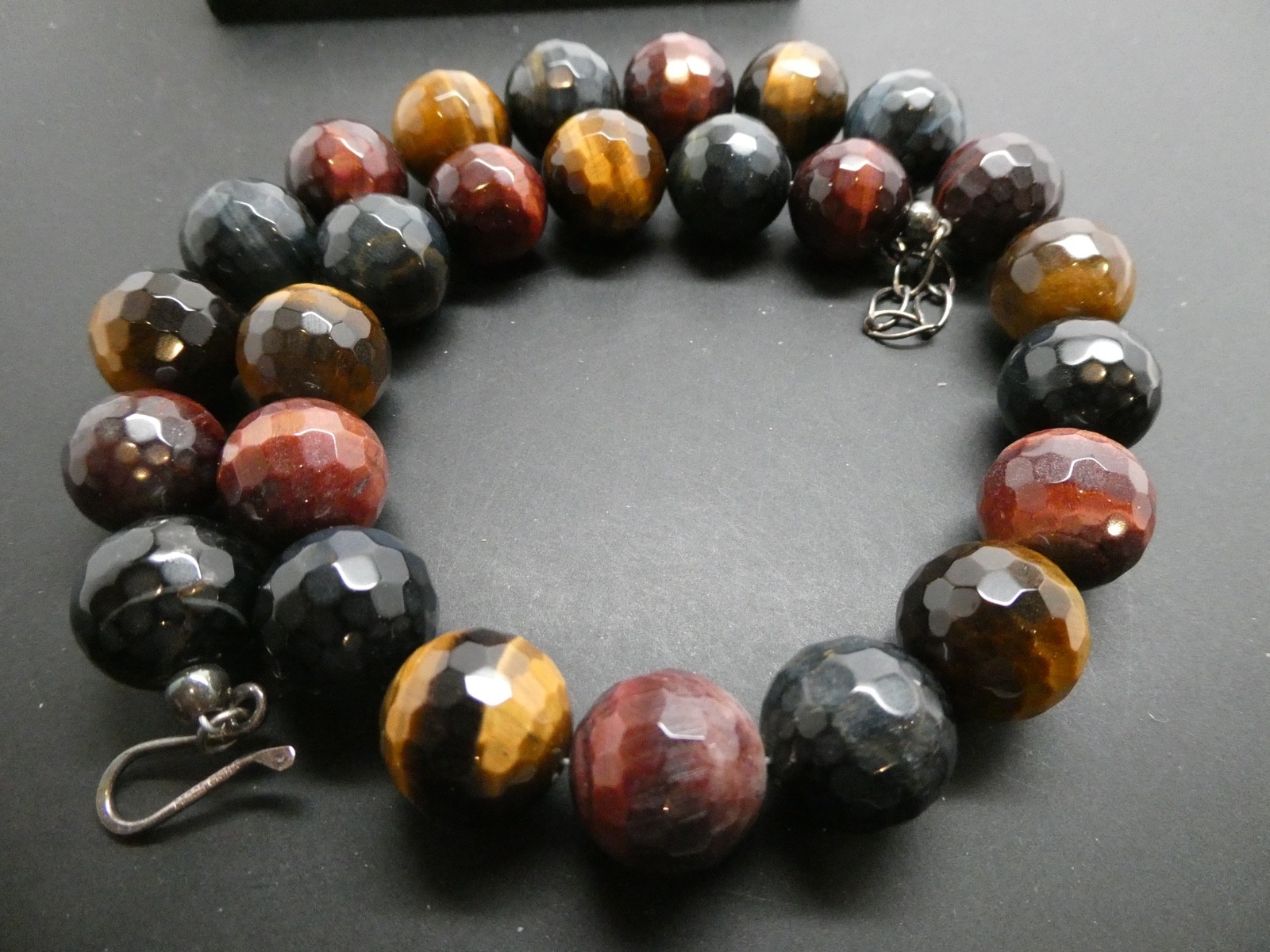 Jay King DTR 16mm Faceted Red Blue Brown TIGER”S EYE Sterling 925 Necklace 21″