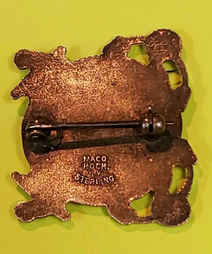 Seabees Pin WWII Navy, Roch, NY Sterling Silver, Metal Arts Co. Nice