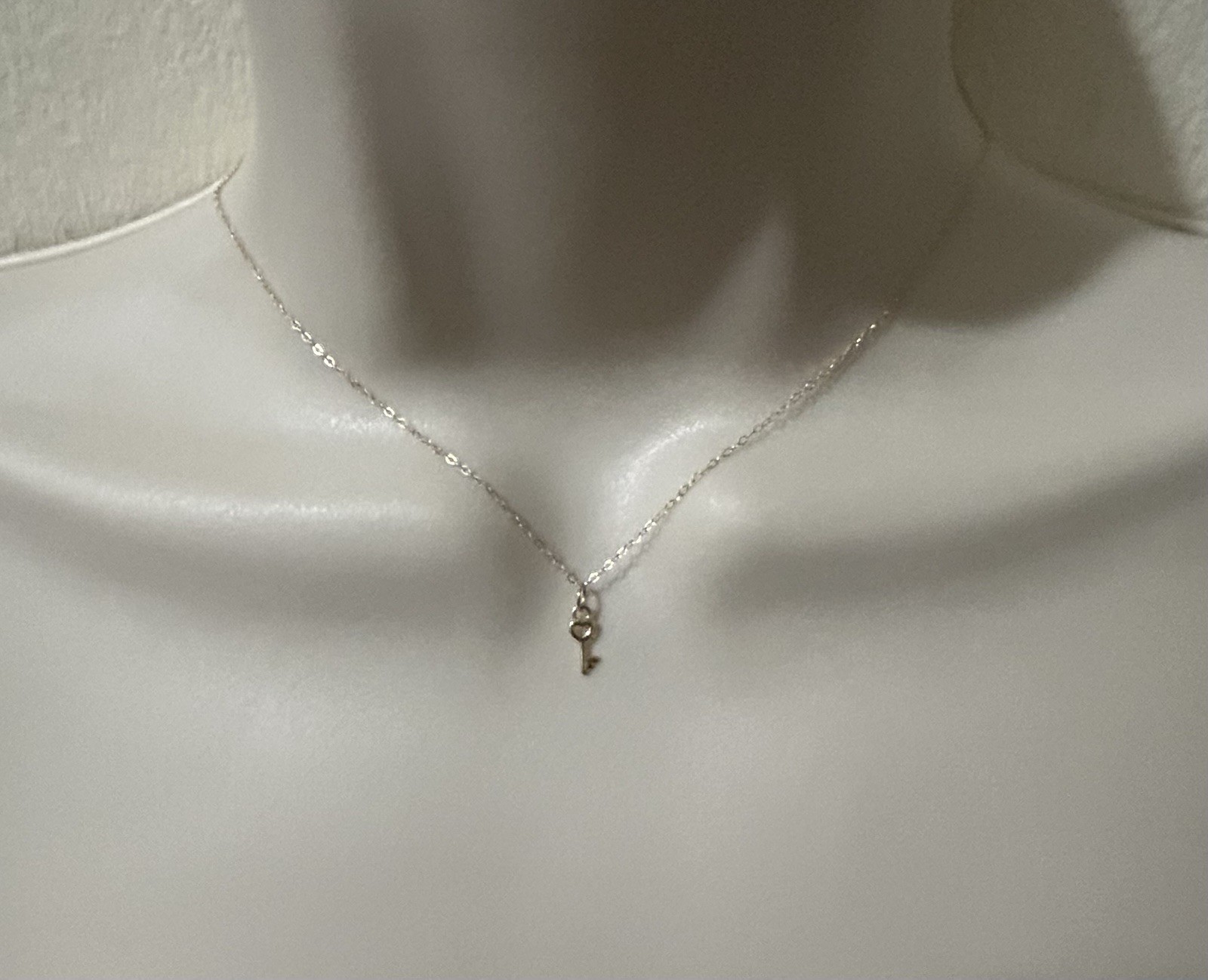 14K Solid Yellow Gold Heart Key Charm Pendant Dainty Cute for Chain Necklace