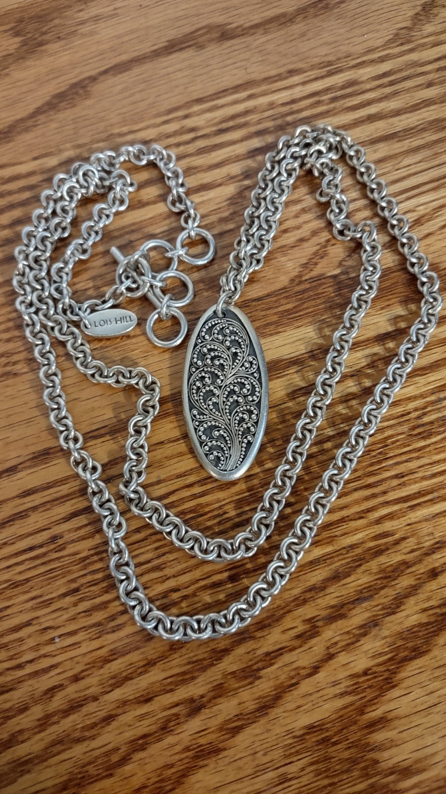 102 grms sterling silver 39″ chain with pendant branded Lois Hill Indonesia 925