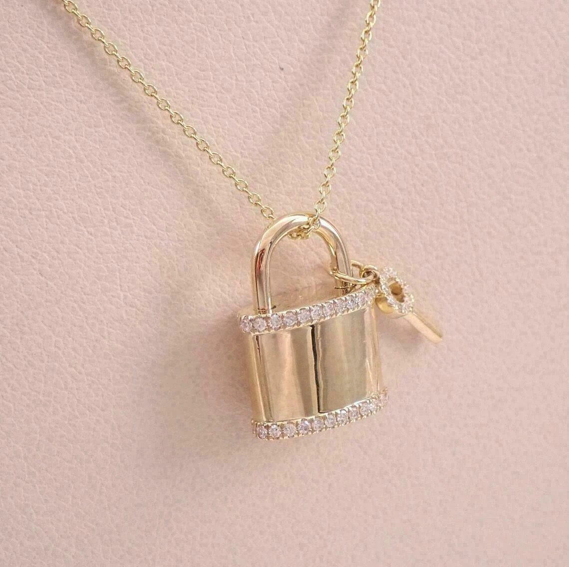 0.30Ct Round Diamond Lock & key Pendant 14K Yellow Gold Finish Free Chain