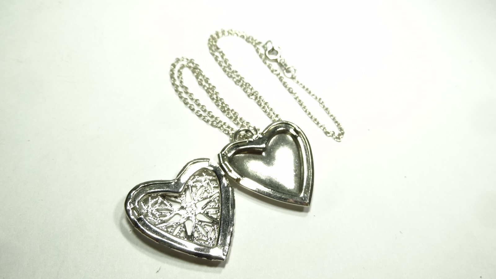 17.5″ INCH CHAIN & HEART LOVE LOCKET 2 PHOTO STERLING SILVER 925 CHARM PENDANT .