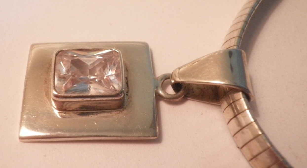 Sterling Silver 16″ Chain Necklace 7mm w/ Crystal Pendant 36.1 Grams-Excellent!