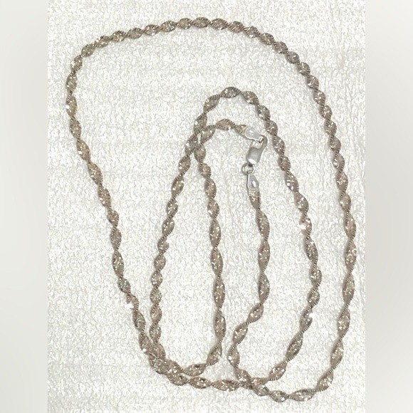 FAS 925 Sterling Silver Chain Necklace Diamond-Cut Twisted Italy 30″ long.