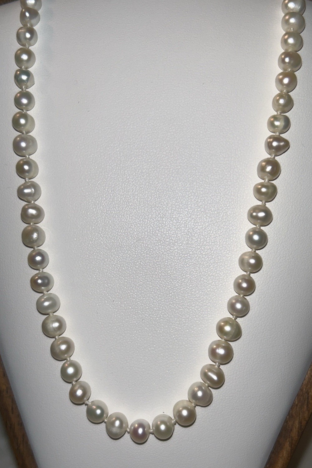 W Lind Cultured Pearl Necklace 19.5” Hand Knotted 7-8mm 14k GE 80s Vintage 19g