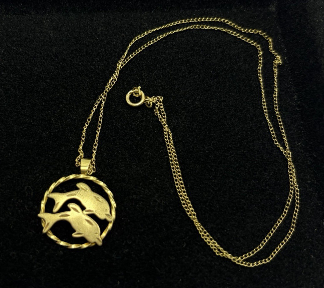 14K Gold Filled Men Women Dolphins Beach Pendant 7/8″ Chain 18″ Gift