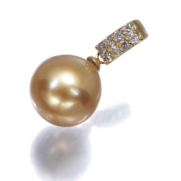Golden South Sea Pearl 10.3mm Diamond 0.13ct Pendant 18K 750 Yellow Gold