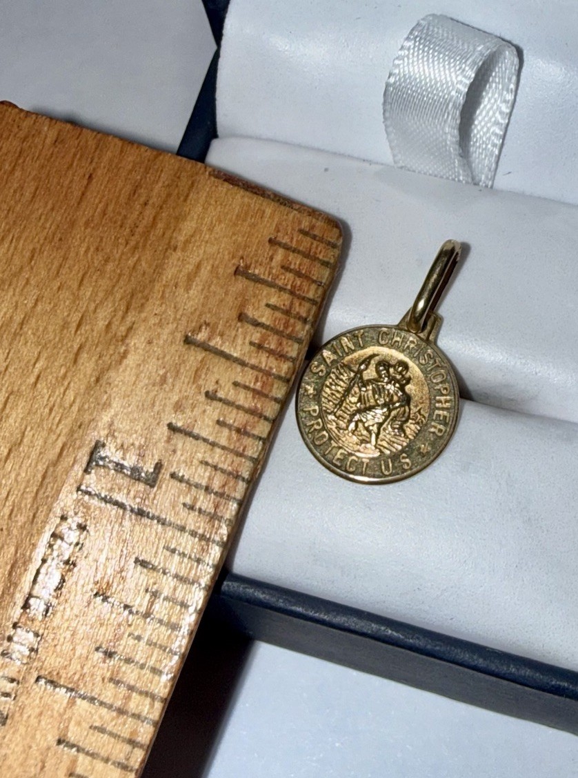 ESTATE Solid 14K Gold Saint Christopher Religious Circle Pendant ITALY