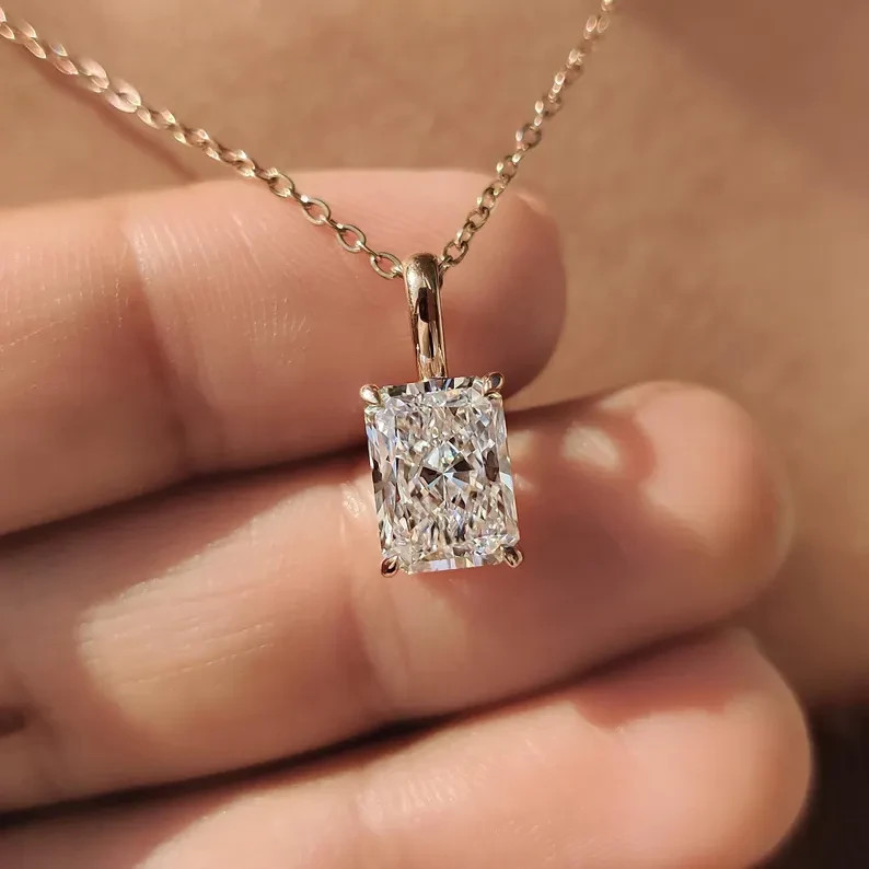 14K Yellow Gold Pendant 2.00CT Radiant-Cut Lab Grown Diamond E/VS1 IGI NO Chain