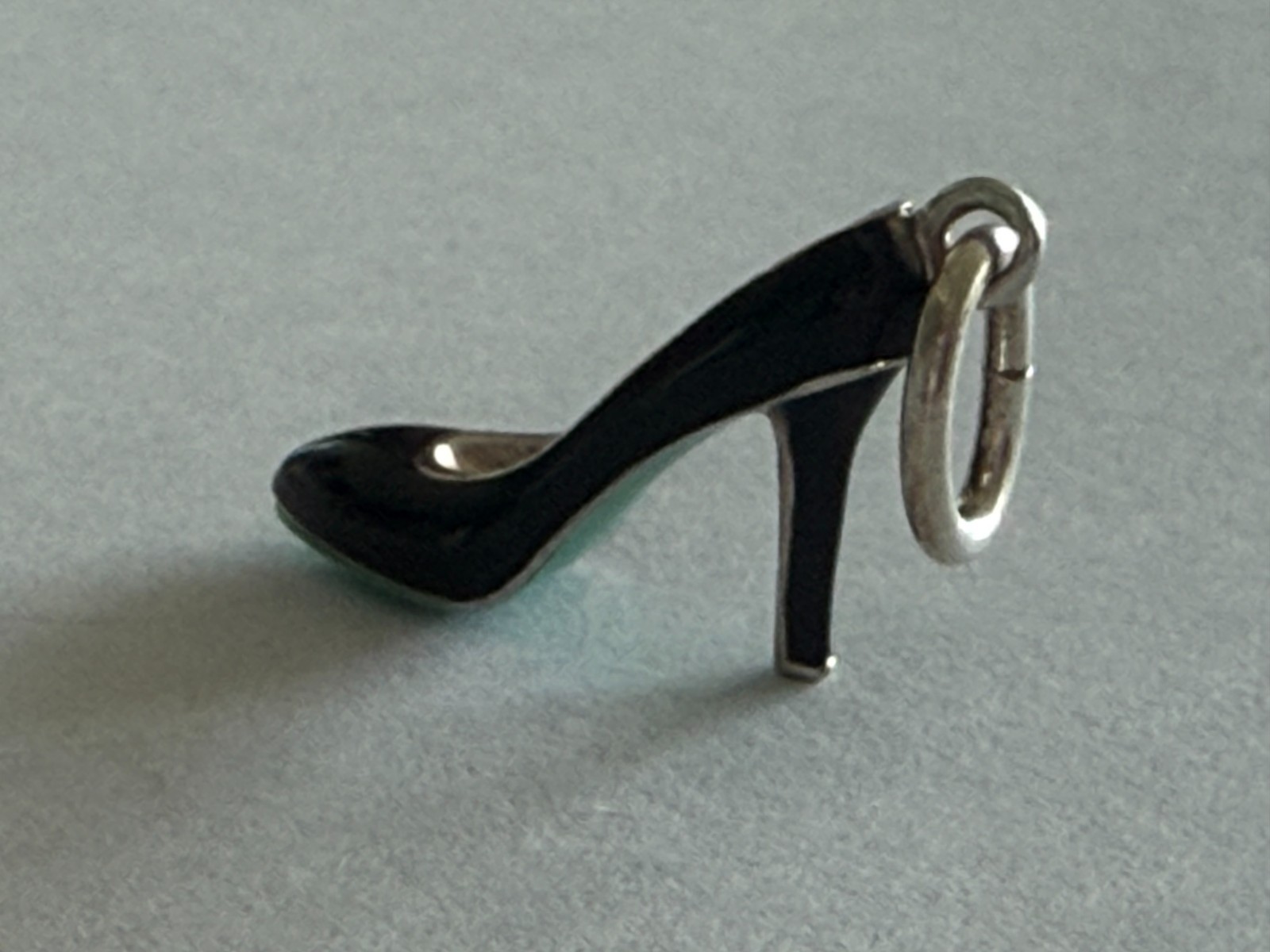 Tffany & Co. Stilleto Heel Shoe Blue Enamel Pendant Charm Sterling Silver