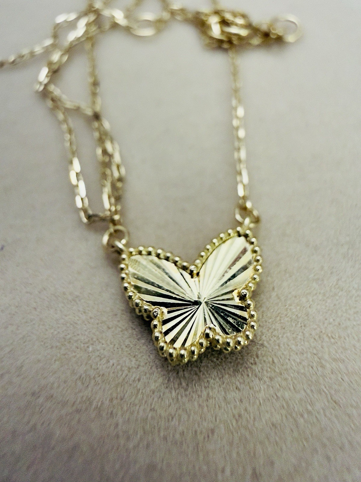 🔥New 18kButterf Necklace AttachedChain Real Gold Not Platd S16 Gift Cute Diacut