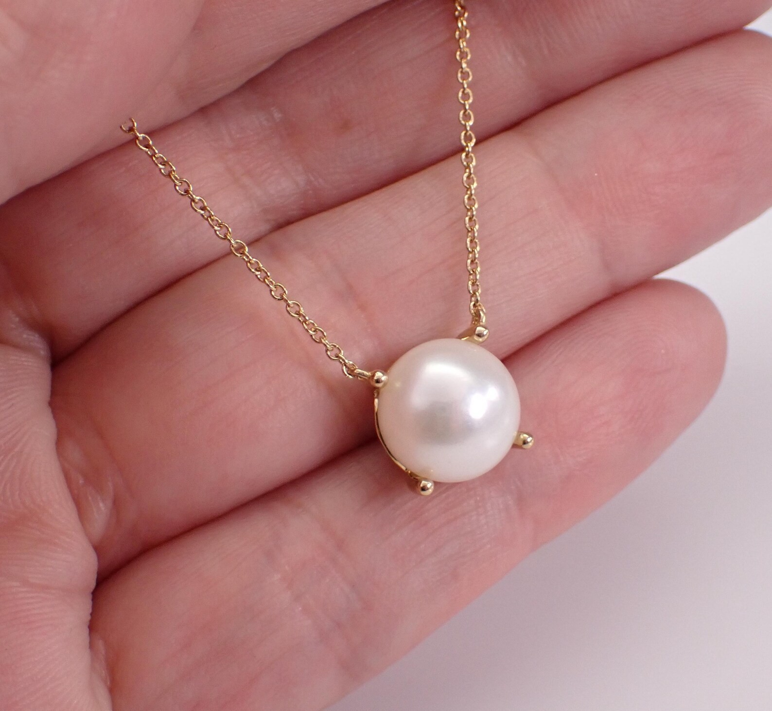 Classic Freshwater Pearl Solitaire Pendant Necklace 14K Yellow Gold Plated
