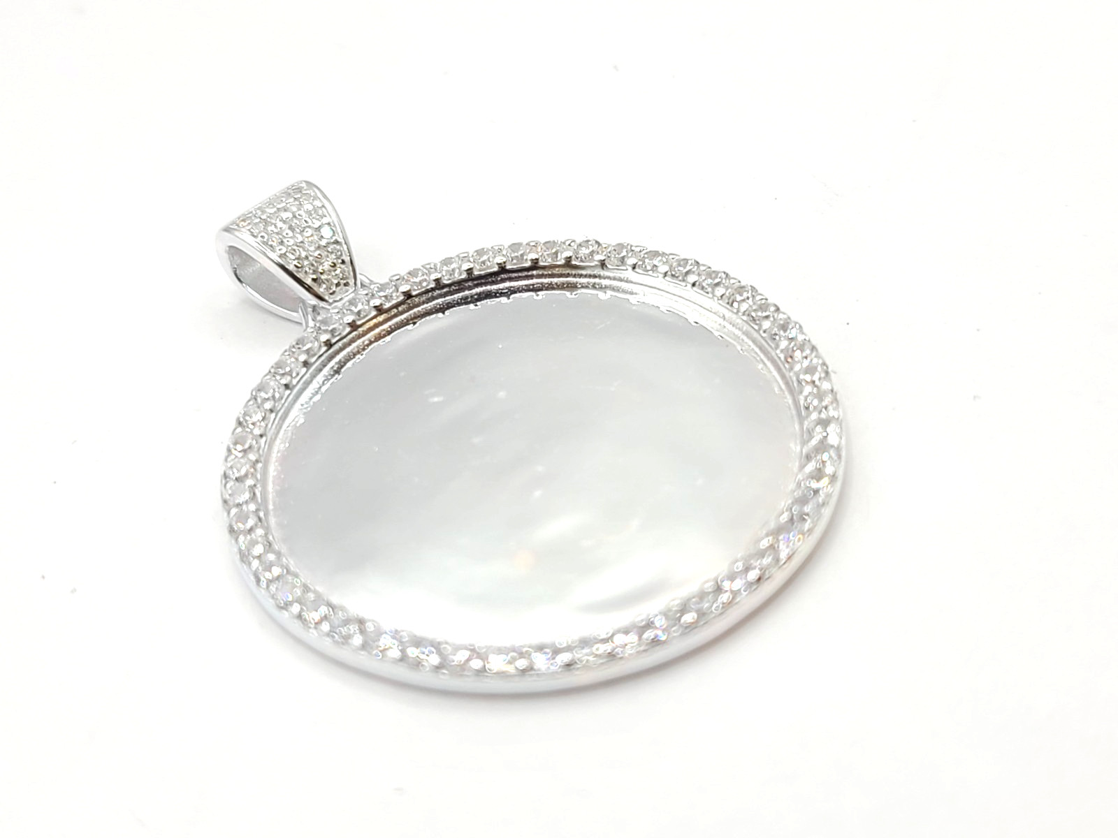 925 Sterling Silver Zircon Pave 30mm Round Pendant for Photo Insert