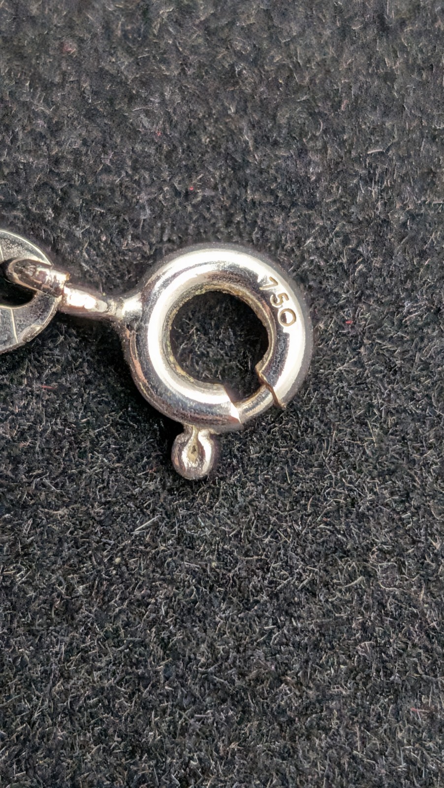 750 18k White Gold Arezzo Thin 0.5mm Italy 16″ Box Chain Necklace 1.2 Grams