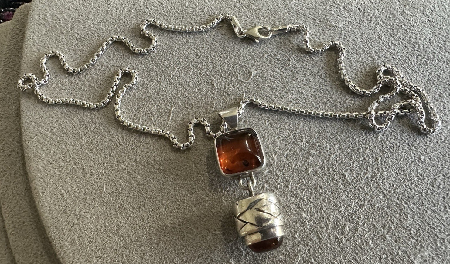 Lori Bonn Sterling Silver Two Piece Cognac Amber Dangle Pendant Necklace 18″