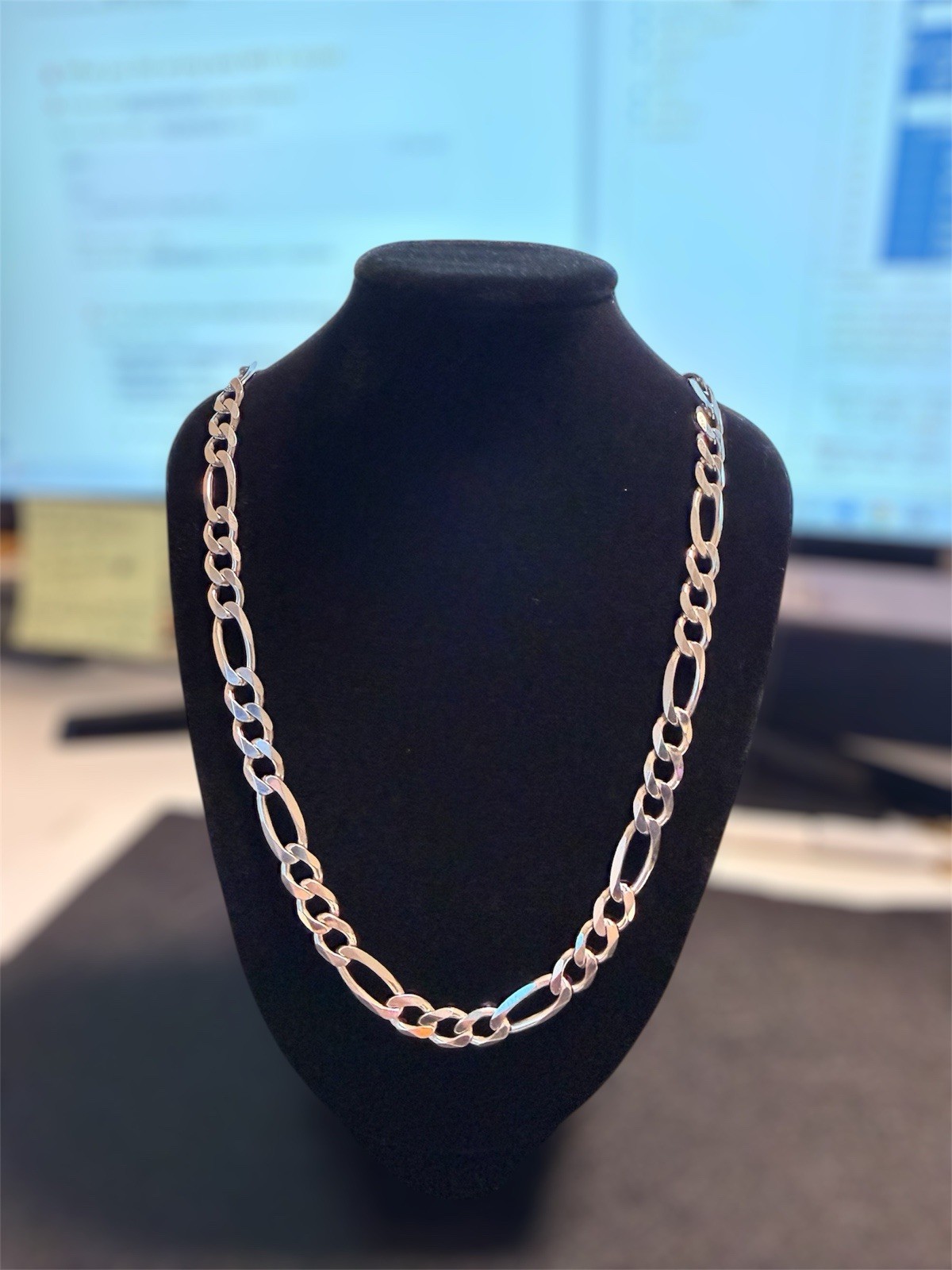 .925 Sterling Silver Figaro Link 14″ Necklace Very Nice Made In Italy Figaro HVY