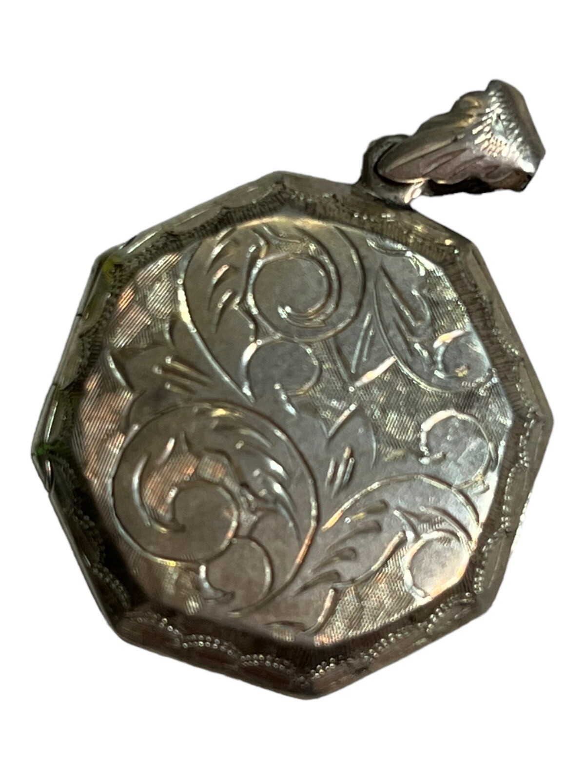 Sterling Silver Etched Octagon Shaped Photo Locket Pendant 9.87 Grams