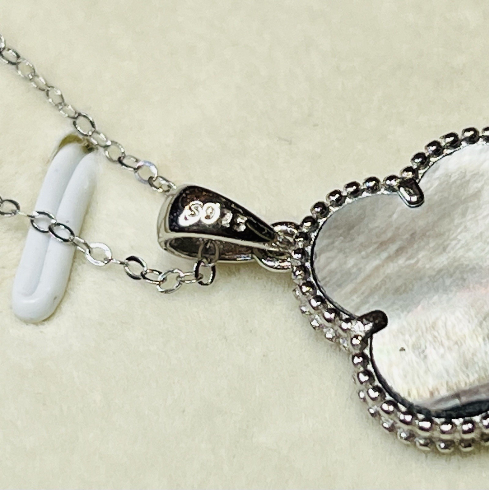 925 Sterling Silver Natural Black Mother Of Pearl Shell Clover Pendant Necklace