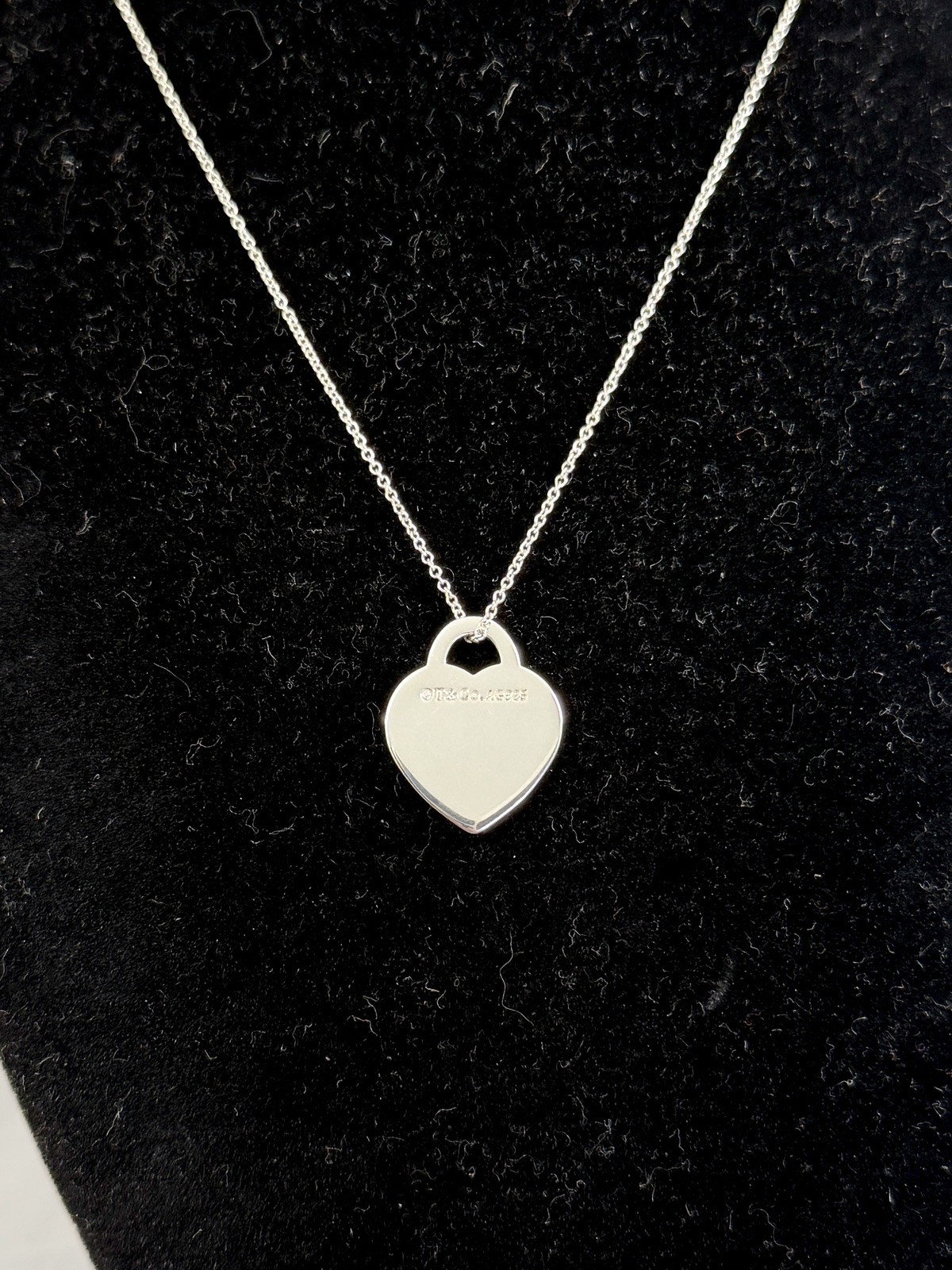 TIFFANY & CO. Sterling Silver Return To Tiffany 16mm Heart Pendant Necklace COA