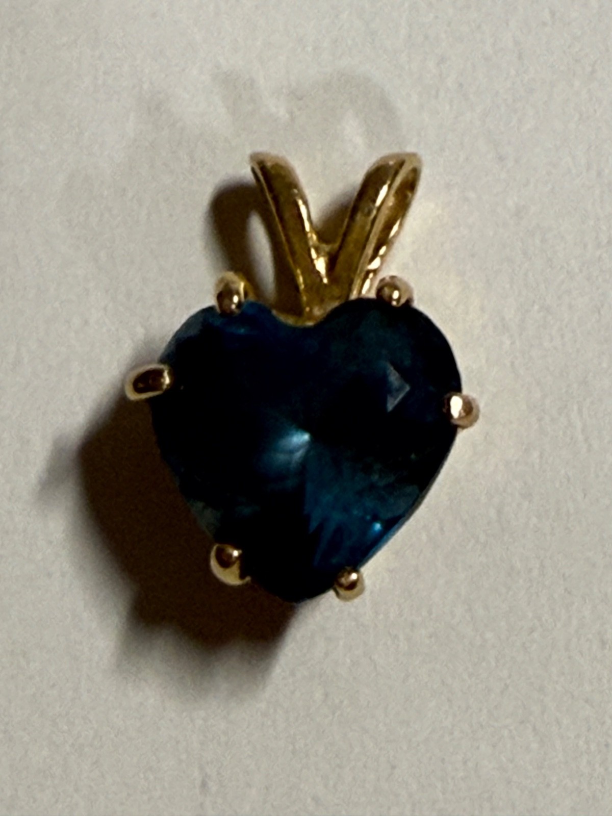 14Kt Gold 8mm Heart London Blue Topaz Gemstone 1/2″ x 1/3″Inch Pendant