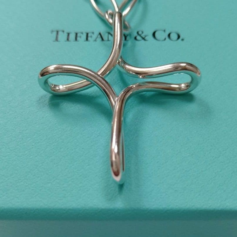 Tiffany & Co. Infinity Cross Necklace Silver 925 Women Pre-Owned Large Oval Link