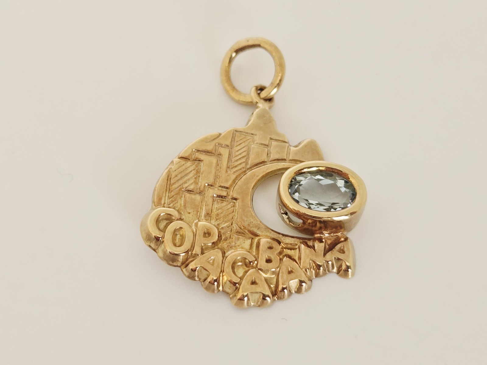 18K Yellow Gold Aquamarine Rio De Janeiro Brazil Copacabana Beach Pendant
