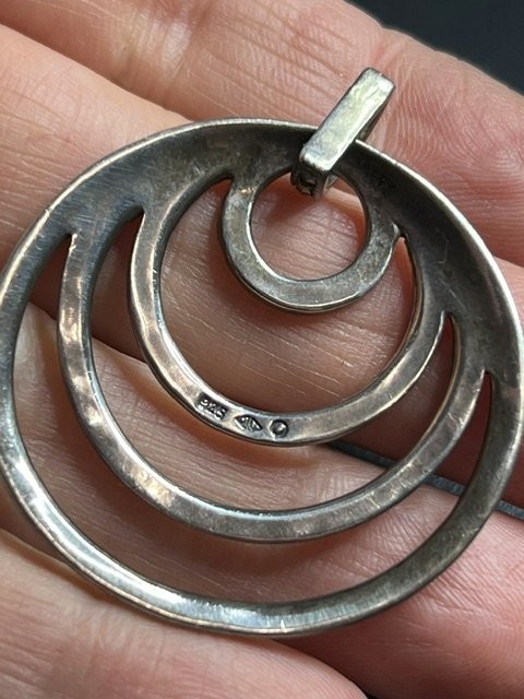 B4591 Judith Jack Sterling Silver Concentric Circle Marcasite Pendant 44mm 8.7g