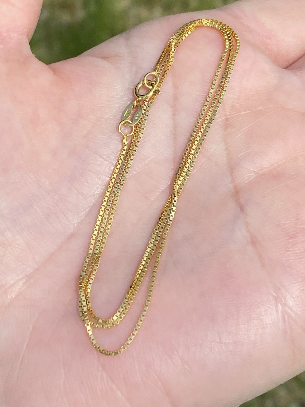 Solid 14K Yellow Gold 0.8mm Box Chain Necklace, 18 Inches, 2.01 Grams