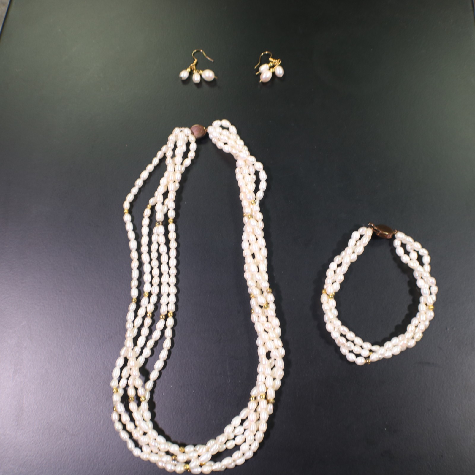 VTG Freshwater Rice Pearl 5 Strand Pearls Necklace 3 Starnds Bracelet & Earrings