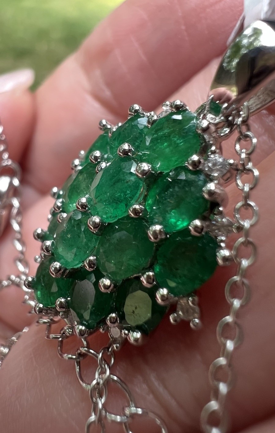 Genuine Natural Stunning Eye Clean Emerald 2.37ct Pendant With Chain Woman Gift