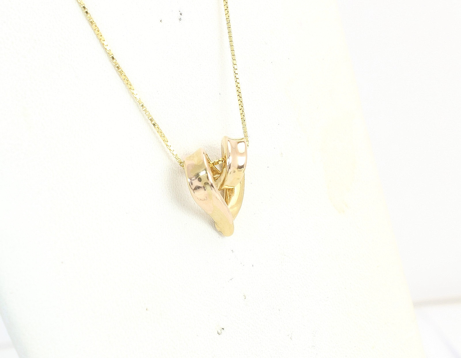 14k Solid Gold Designer Hollow Heart Charm Pendant Necklace 18″ Box Chain