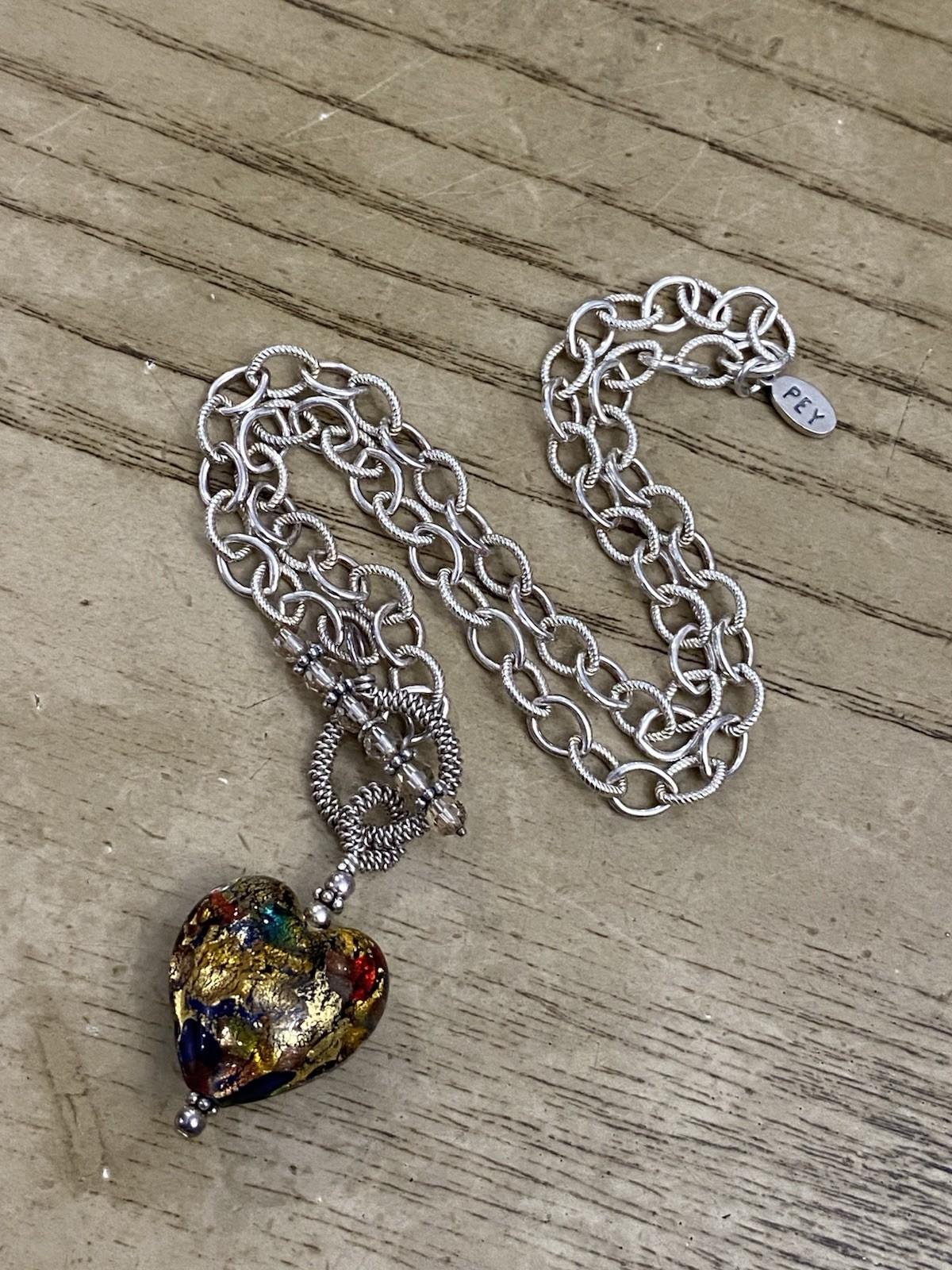 925 PEY Necklace Oval Hammered Link Puffy Heart Pendant Toggle Closure 16”