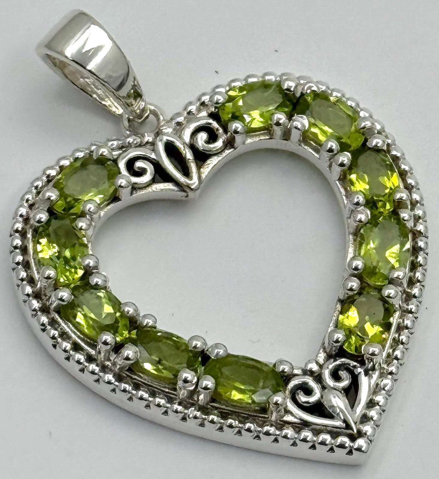 Natural Peridot Heart Shape Pendant 925 Sterling Silver Pendant Valentine Gift