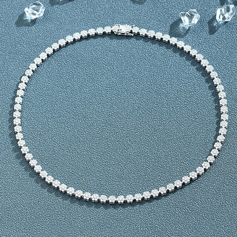D/VVS1 Plum Blossom Moissanite Necklace 925 Sterling Silver Pass Test for Women