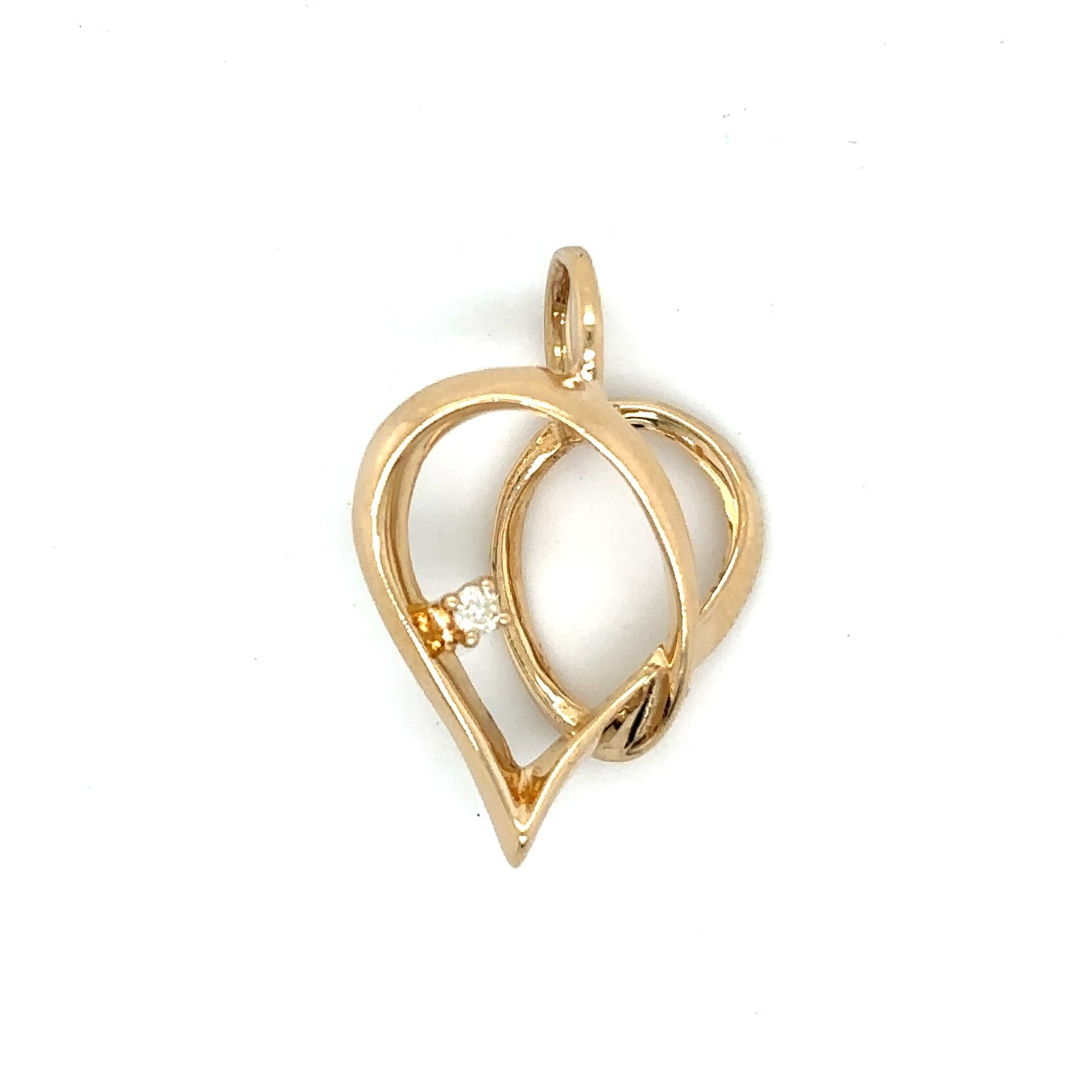14k Yellow Gold Diamond Accent Heart Pendant 1.6g 0.75 in