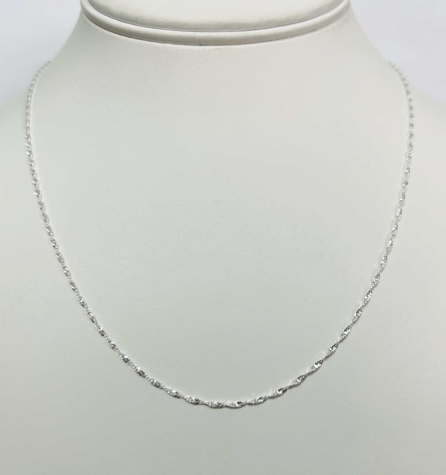 Sterling Silver 1mm Singapore Link Chain Necklace 18 Inches