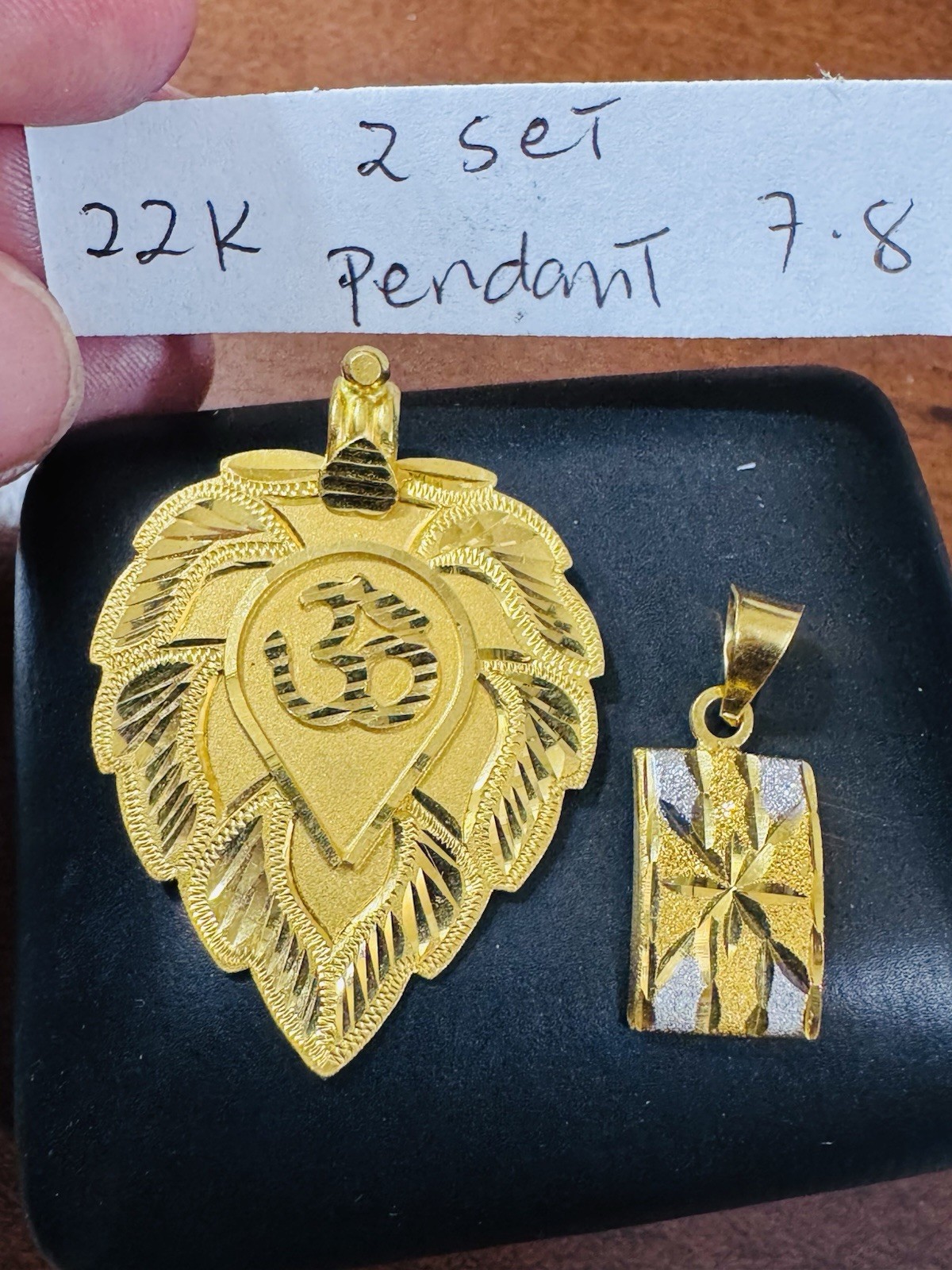 22K 916 22C Real Gold Two Set of Pendant 1 x Heart & 1x Rectangle 7.8g WOMENS