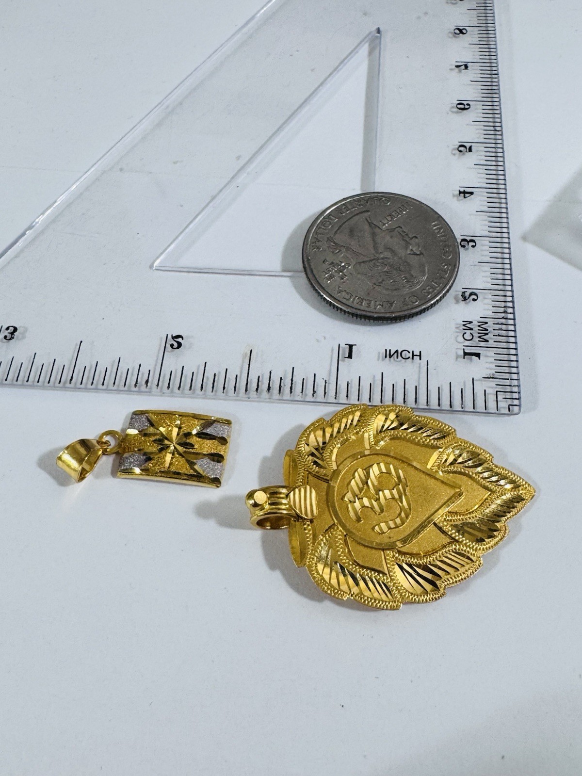22K 916 22C Real Gold Two Set of Pendant 1 x Heart & 1x Rectangle 7.8g WOMENS